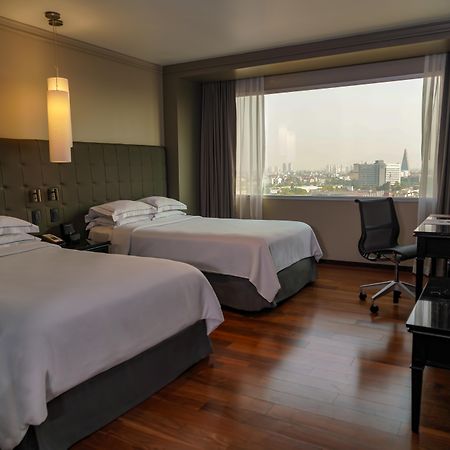 Hotel Barcelo Mexico Reforma Esterno foto A room at the hotel