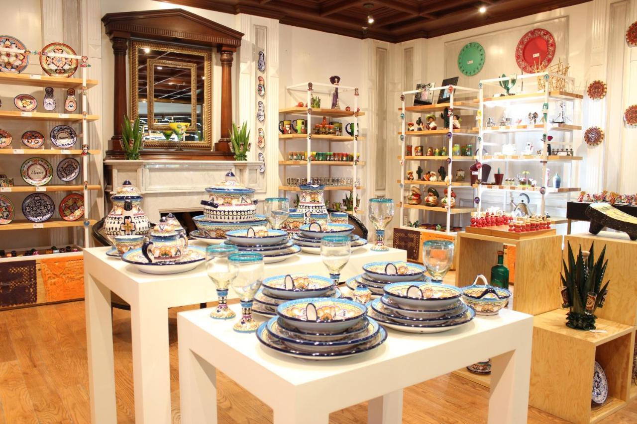 Hotel Barcelo Mexico Reforma Esterno foto A shop in Caltagirone