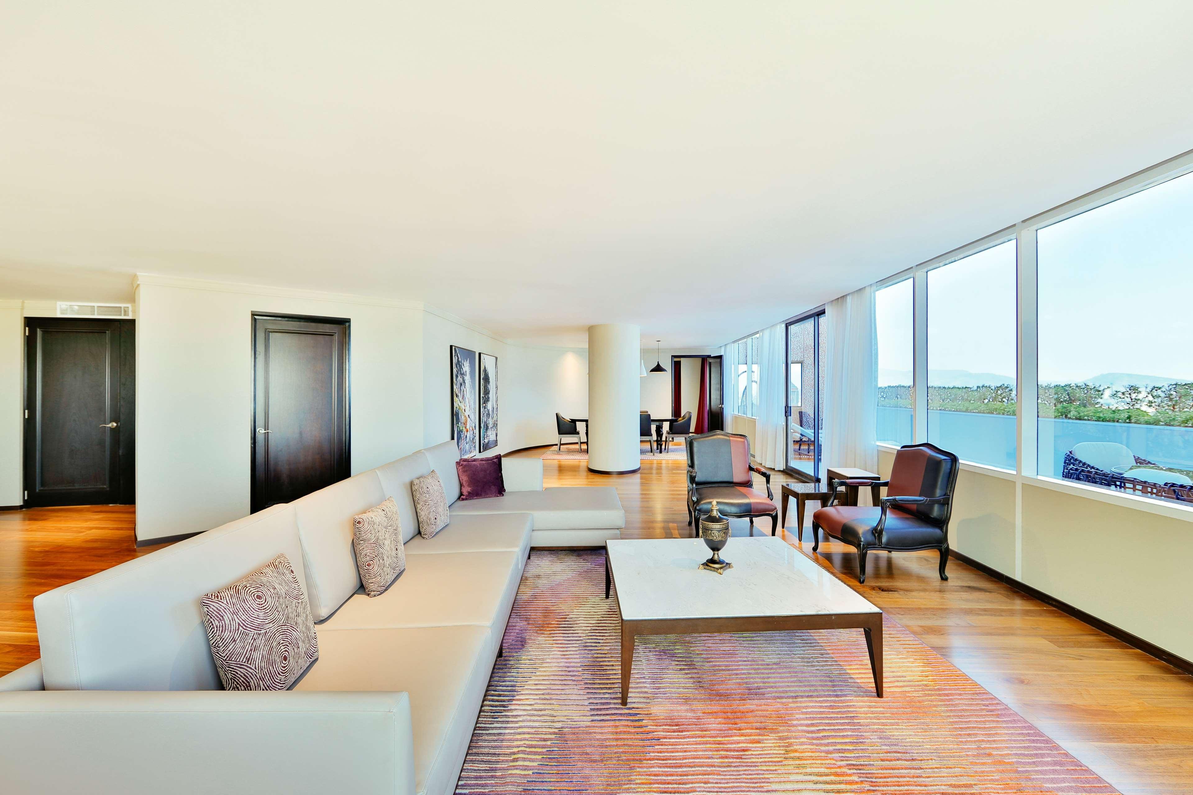 Hotel Barcelo Mexico Reforma Esterno foto A suite at the Westin Maldives