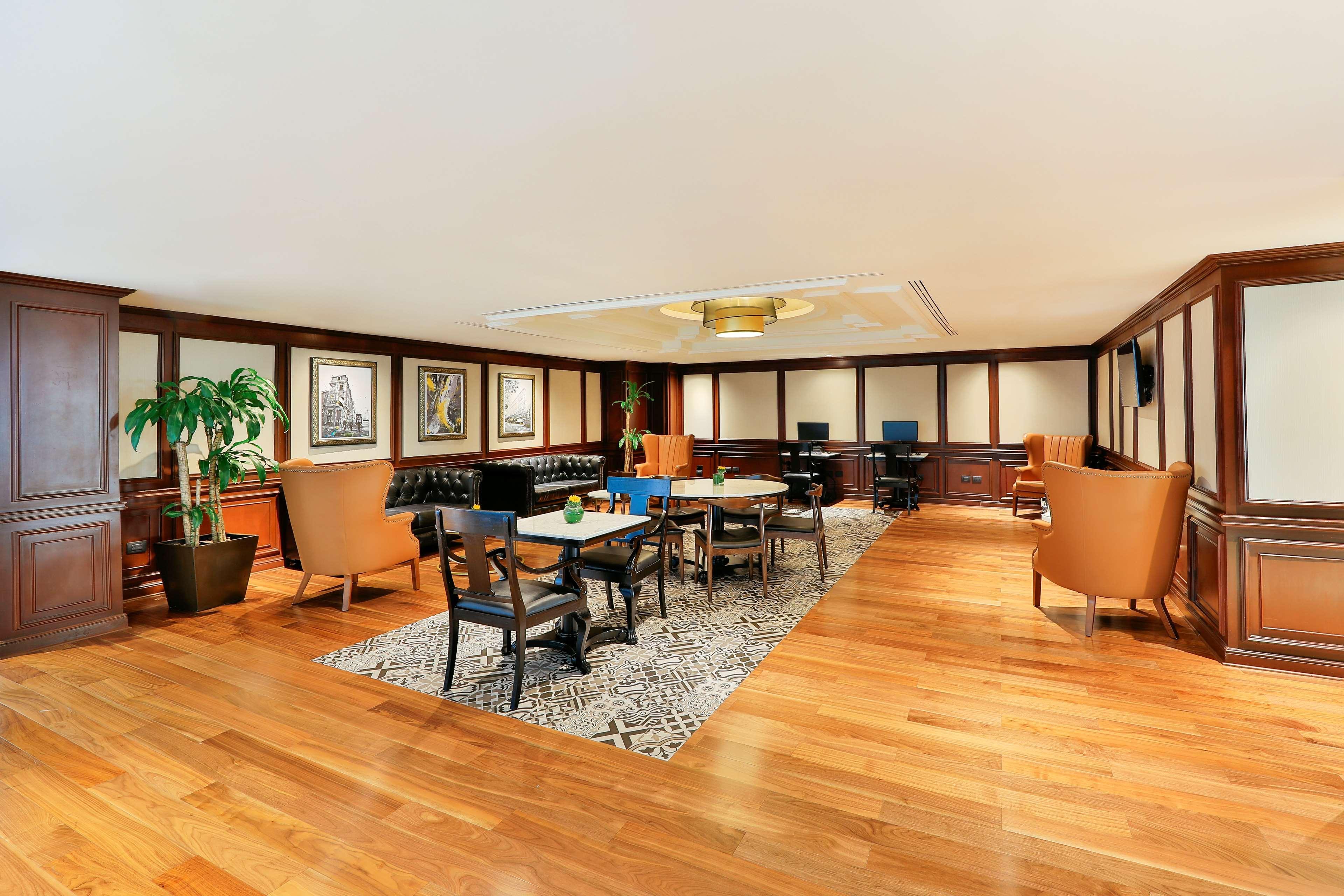 Hotel Barcelo Mexico Reforma Esterno foto The Club at Changi Airport
